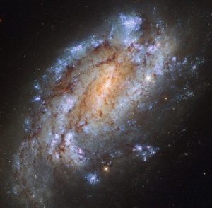 تصویر جدید هابل از کهکشانی گوشه‌گیر در آسمان نیمکره جنوبی